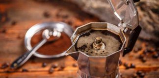 Come pulire al meglio la caffettiera senza danneggiarla